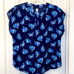 Simply Styled brand like new blouse